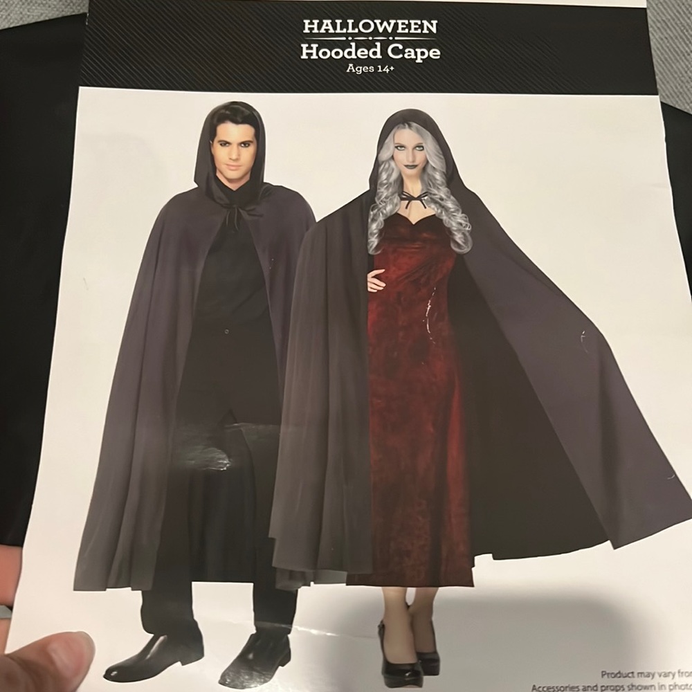 Hooded cape